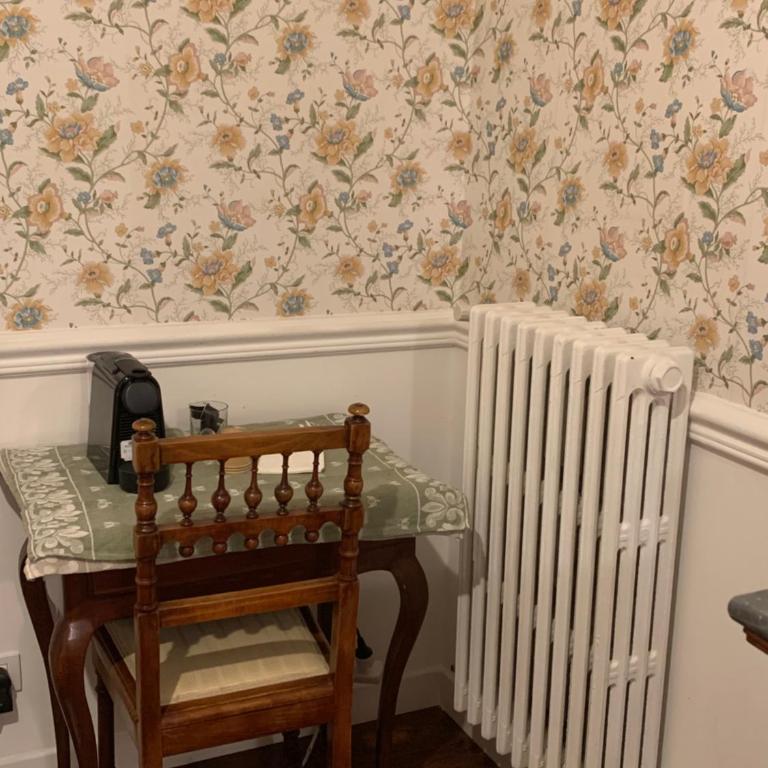 B&b Querini - Camera Doppia con Letti Singoli con Bagno - 13