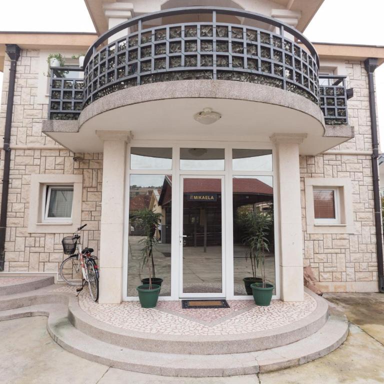 Castelomi - Standard King Room - 2