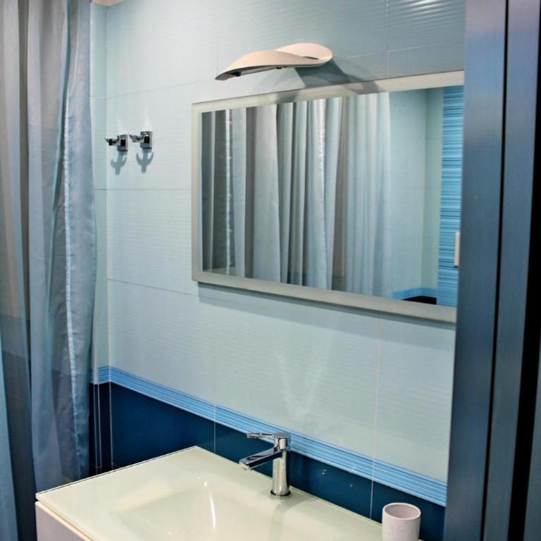 Donna Teresa - Camera Familiare con Bagno Privato - 57