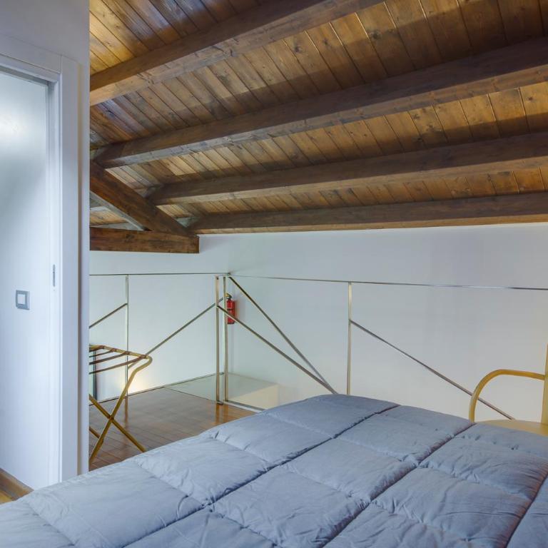 Right House - Characteristic Marina District - Two-Bedroom Apartment - 28