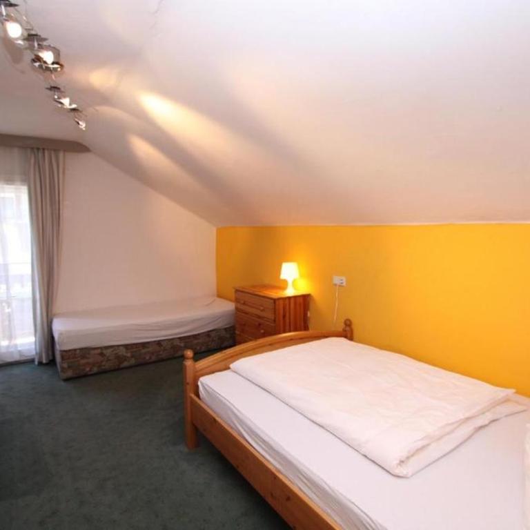 Pension Reiterhaus - Vierbettzimmer - 6