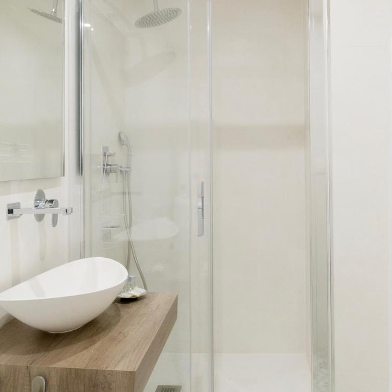 Garnata - Two-Bedroom Apartment - 15
