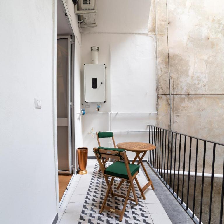 Design Studio Flat Next Sorbillo on Tribunali St By HouseinNaples - Appartamento su 2 Livelli - 14