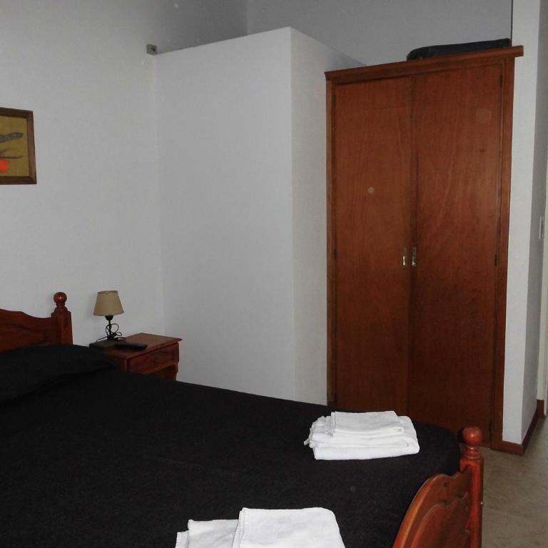 4 SOLES - Two-Bedroom House - 9