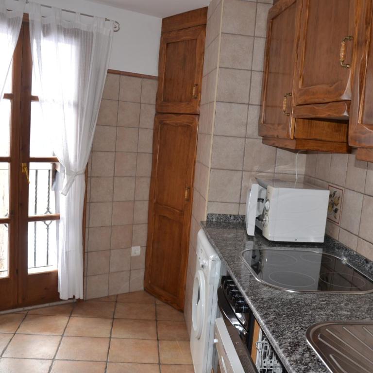 Casa Rural Borda Marianet - Apartamento de 3 dormitorios - 28