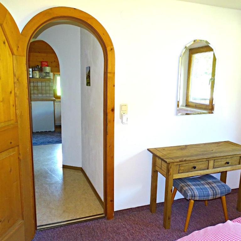 Haus Schneeberg mit Hochkönig Card - Standard Apartment mit 1 Schlafzimmer und Balkon - 11