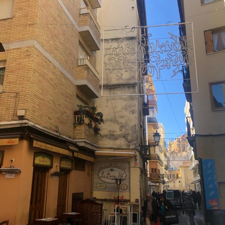 FAMILY CATEDRAL CENTRO - Three-Bedroom Apartment - 55