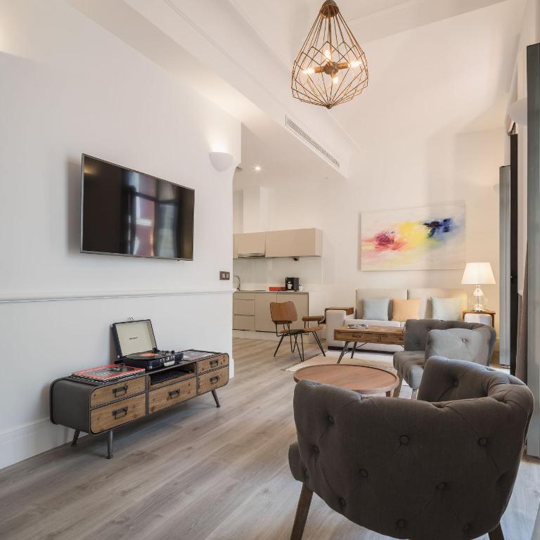 Puerta Catedral Holiday Suites - Apartamento Superior - 8