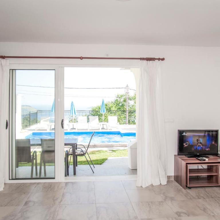 Villa Aleksandar Vista - Vila sa Sopstvenim Bazenom - 13