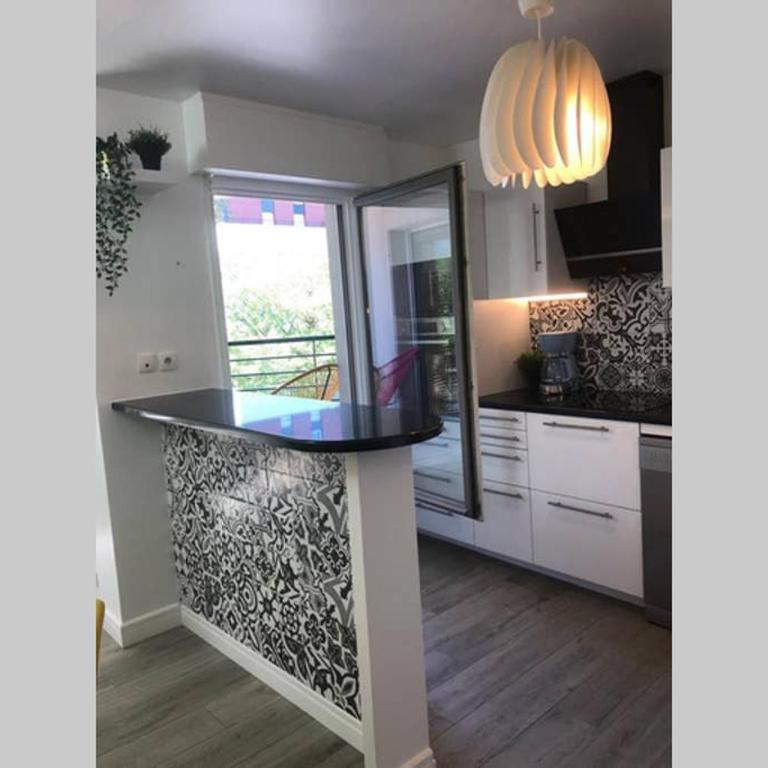 Fruitiers1 - Three-Bedroom Apartment - 35