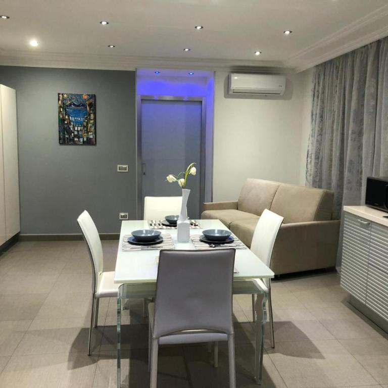 Donna Teresa - Camera Familiare con Bagno Privato - 43