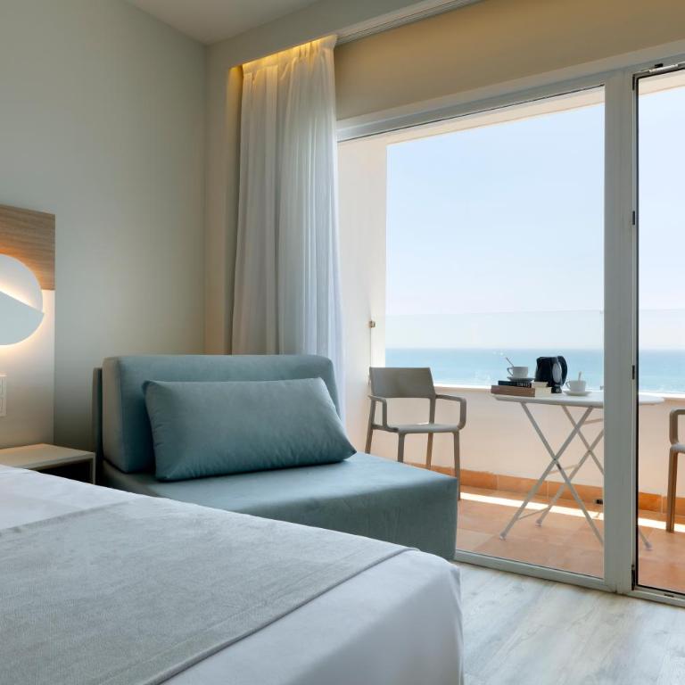 Hotel Benalma Costa del Sol - Habitación Doble Deluxe (2 adultos + 1 niño) - 1