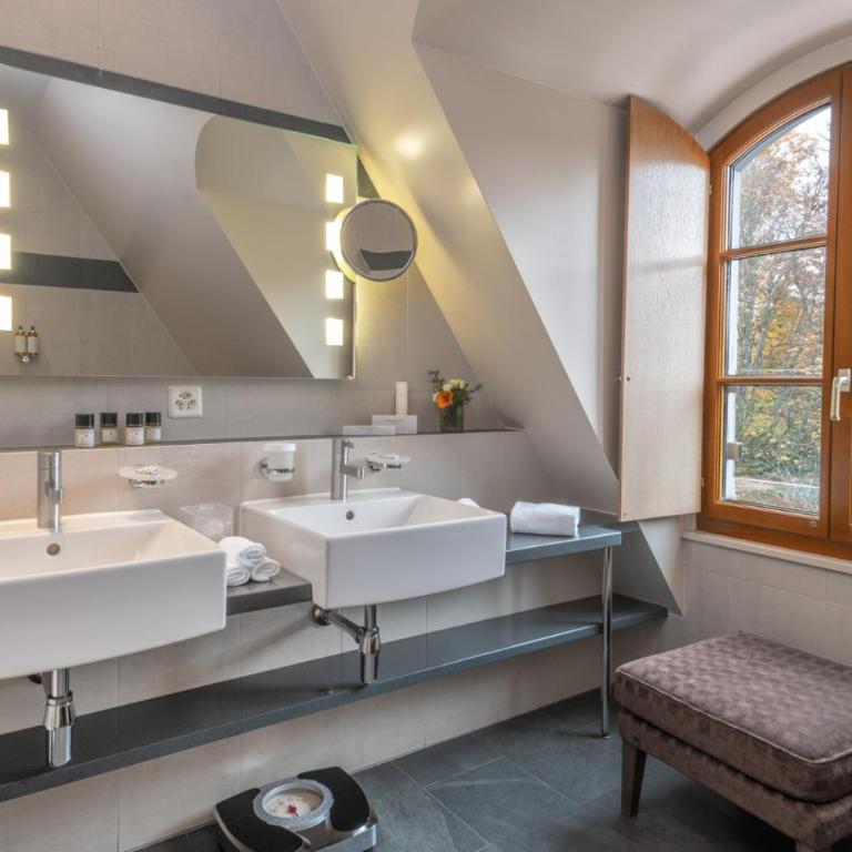 Hôtel Résidence Parc des Eaux Vives - Suite avec Vue sur Lac - 6