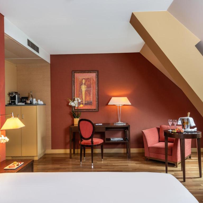 Hôtel Résidence Parc des Eaux Vives - Chambre Lit King-Size - Vue sur Lac - 3