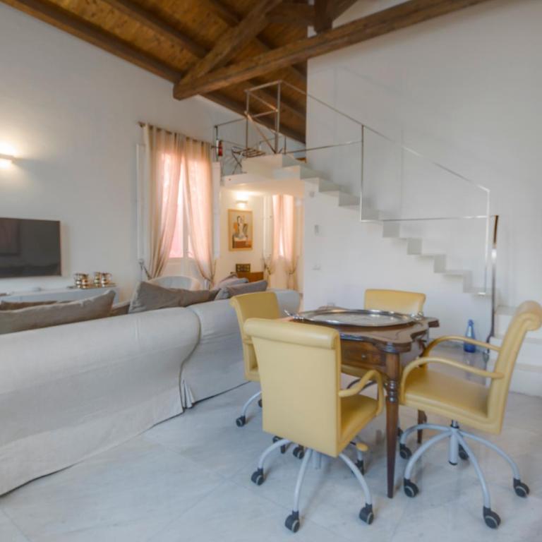 Right House - Characteristic Marina District - Two-Bedroom Apartment - 3