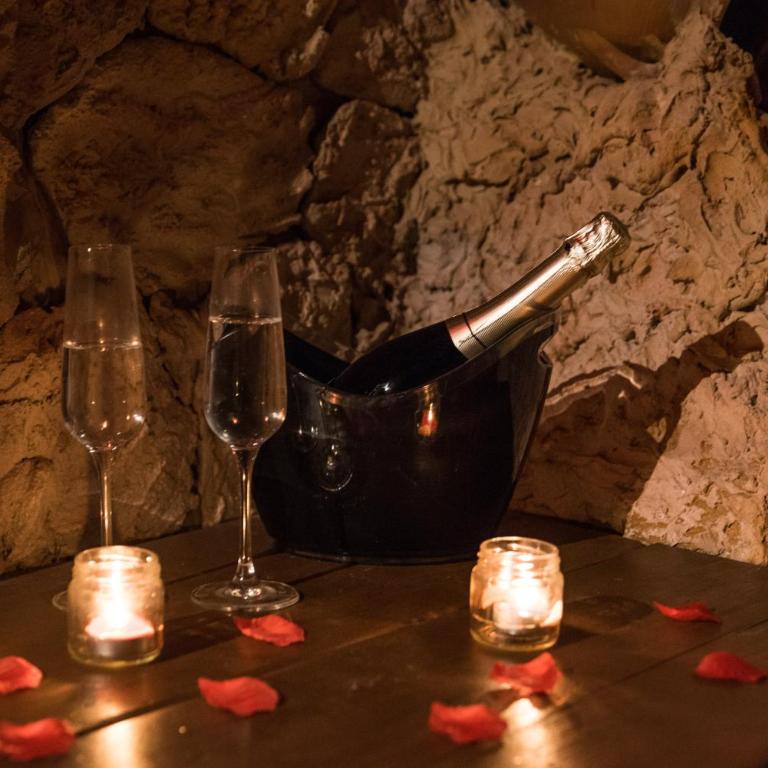 B&B La Sorgente - Camera Matrimoniale con Vasca Idromassaggio - 24