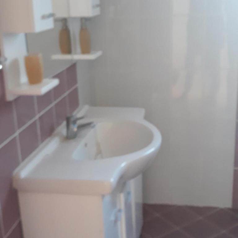 Villa Alisa - Kuća sa 4 Spavaće Sobe - 26