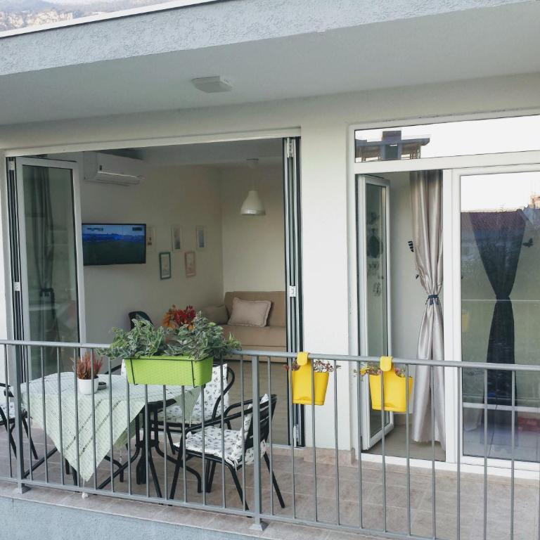Guest House Djonovic - One-Bedroom Apartment - 18