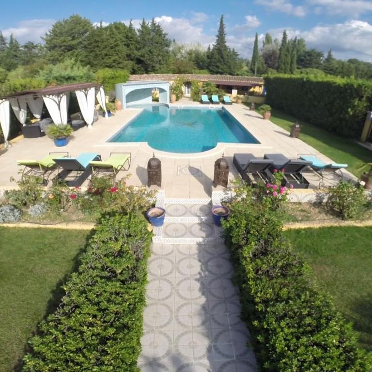 Gîtes maisons de vacances Domaine la Chamade Carpentras - Maison de Vacances (4 Adultes) - 1