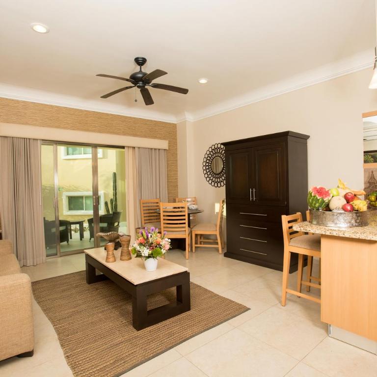 Diamond Bay - Superior Suite - 1