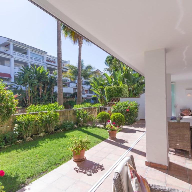 Las Canas beach, ground floor first line beach, Marbella golden mile - Apartamento de 2 dormitorios - 9
