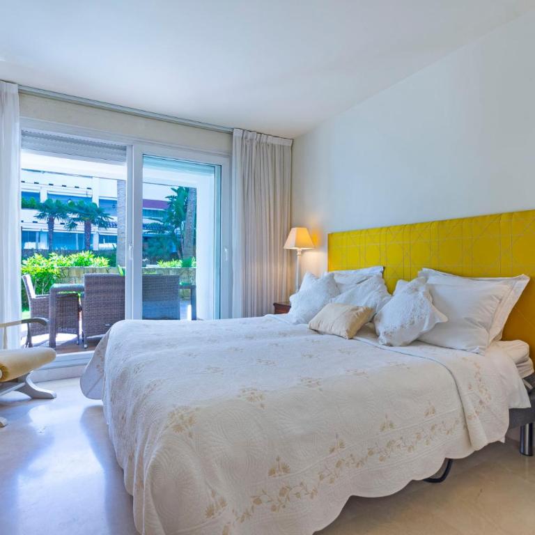 Las Canas beach, ground floor first line beach, Marbella golden mile - Apartamento de 2 dormitorios - 13