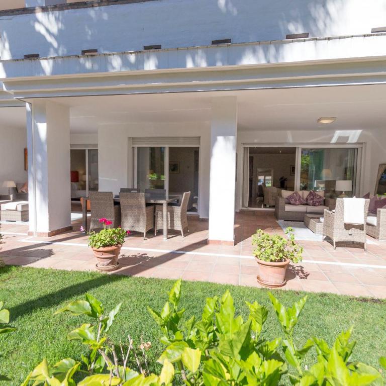 Las Canas beach, ground floor first line beach, Marbella golden mile - Apartamento de 2 dormitorios - 16