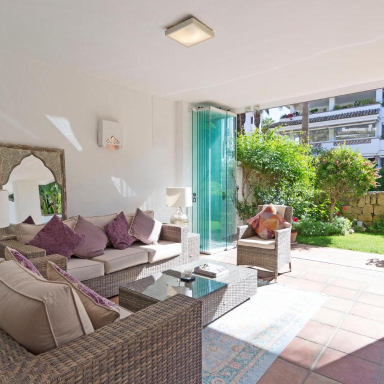 Las Canas beach, ground floor first line beach, Marbella golden mile - Apartamento de 2 dormitorios - 19