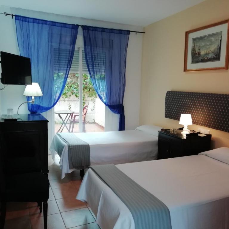 Hostal Alhaja Playa - Habitación Doble - 1 o 2 camas - 1