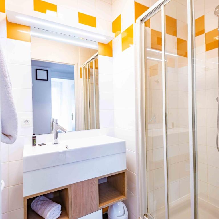 Apparthotel Le Hüb Grenoble - Appartement 3 Chambres (5 à 7 Adultes) - 9