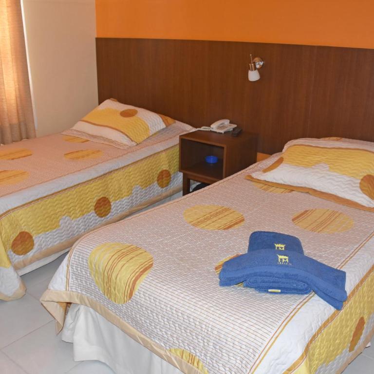 Hotel Mitru - Habitación Doble Estándar - 2 camas - 2