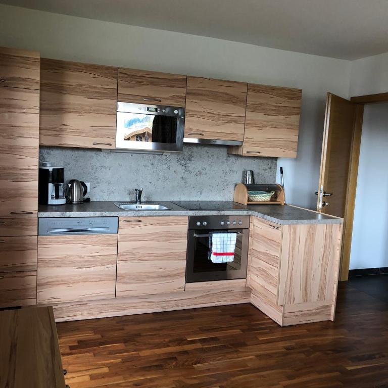 Appartement-Edelweiss - Apartment mit 1 Schlafzimmer und Balkon - 1