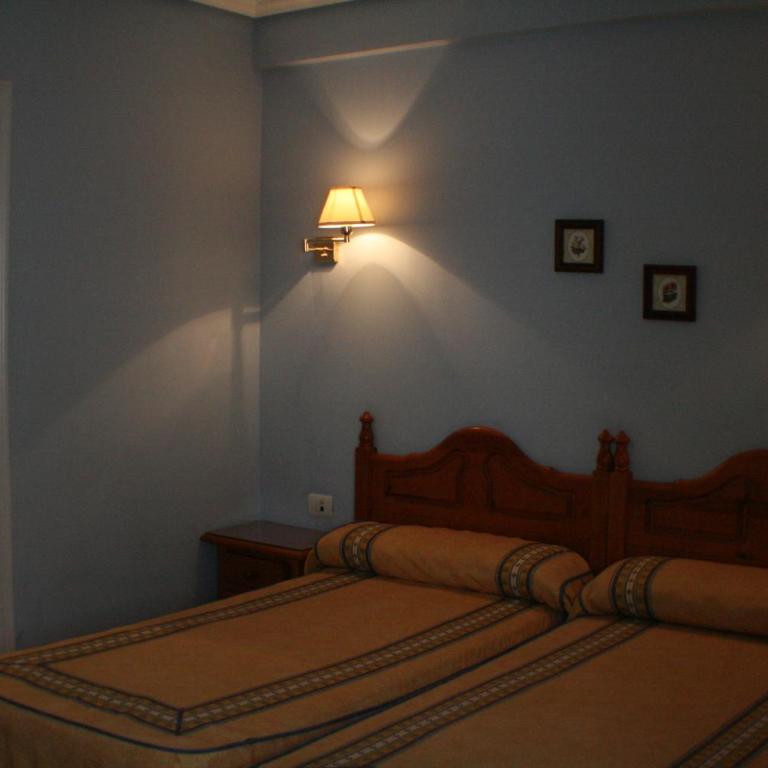 Pensión Bilbao - Twin Room - 6