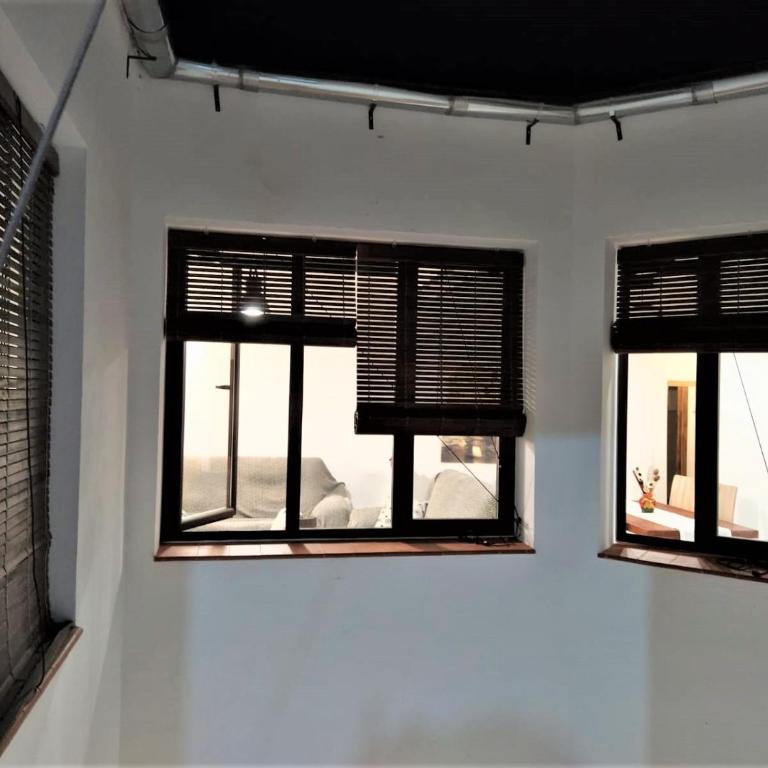 Entre patios y flores - Two-Bedroom Apartment - 25