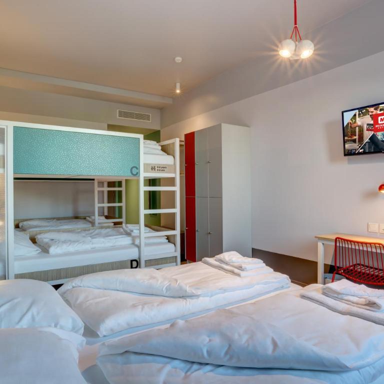 MEININGER Hotel Paris Porte de Vincennes - Habitación de 5 camas - 2