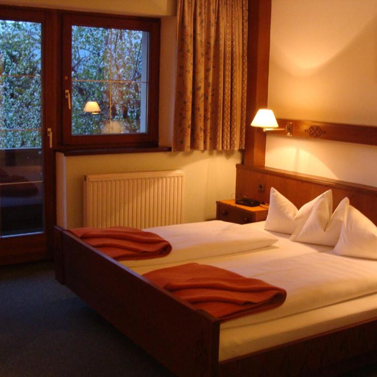 Hotel Garni Schieferle - Comfort Doppelzimmer mit Balkon - 1