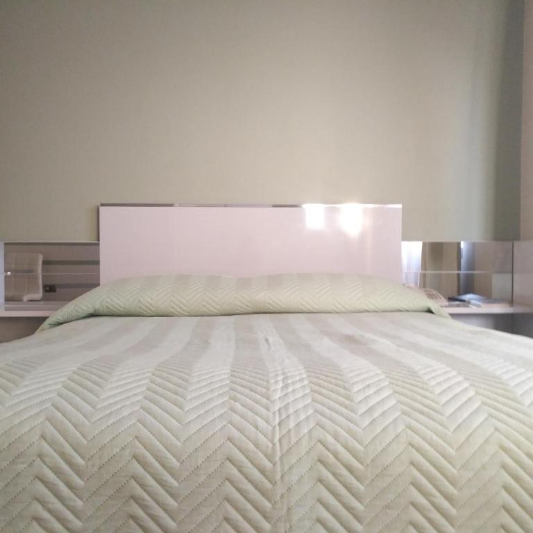 Hostal Costa De Marfil Suites & Apartamentos - Habitación Doble Superior - 4