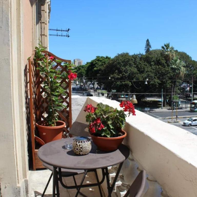 Cagliari d'Amare Via Roma - Camera Matrimoniale con Balcone - 2