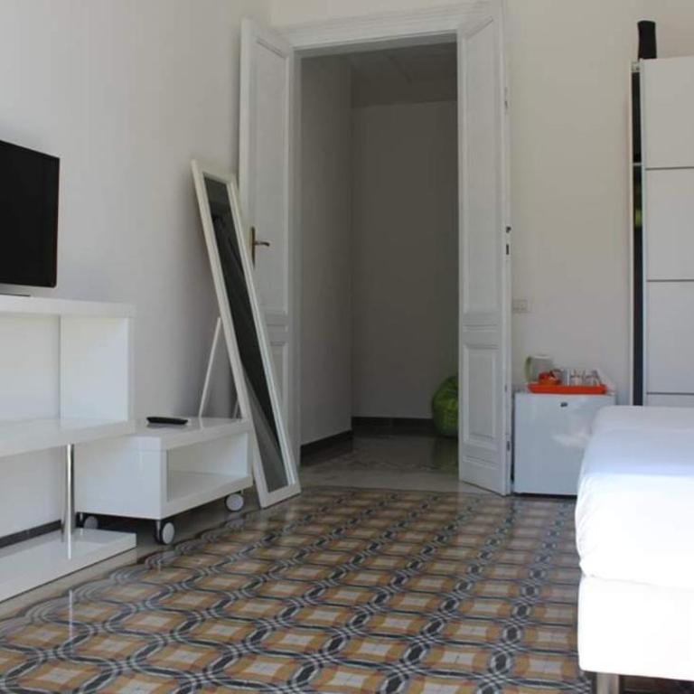 Cagliari d'Amare Via Roma - Camera Deluxe Matrimoniale/Doppia con Letti Singoli con Balcone - 14