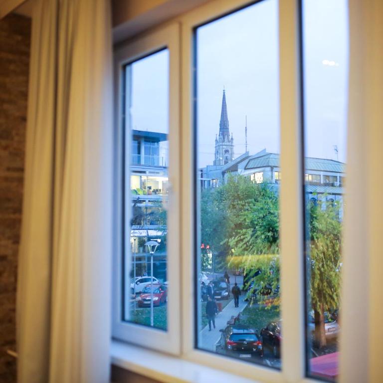 Chimney Modern Apartment Novi Sad - Deluks Apartman - 16