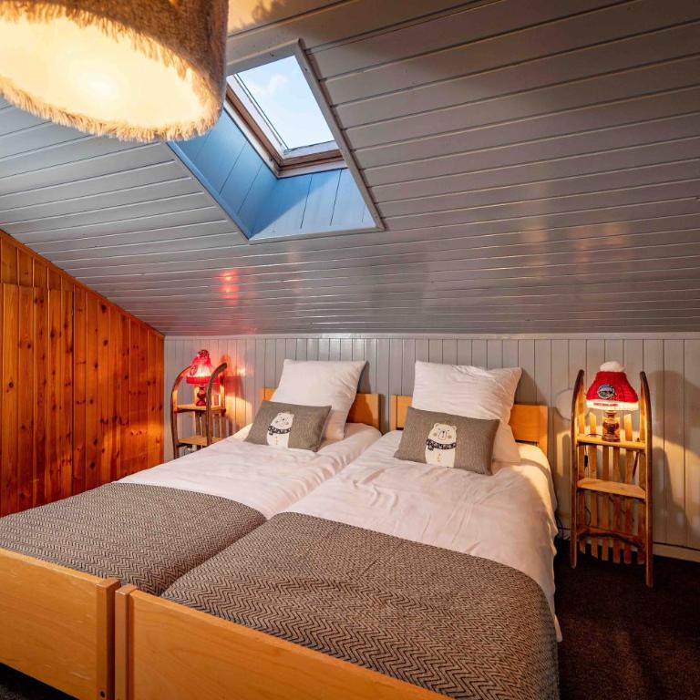 Chez Gaby 1670 - Dreibettzimmer - 1