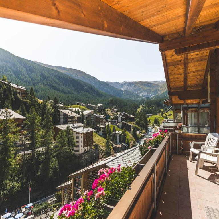 Luxury Chalets & Apartments by MX Zermatt - Chalet Carmen Oberdorfstrasse - 2