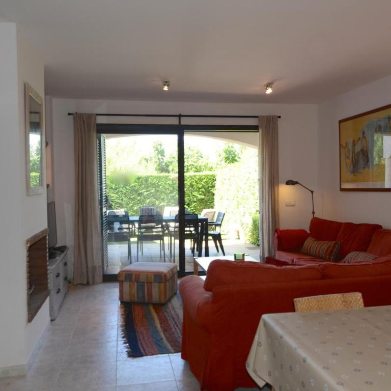 Villa Medas - Three-Bedroom House - 9