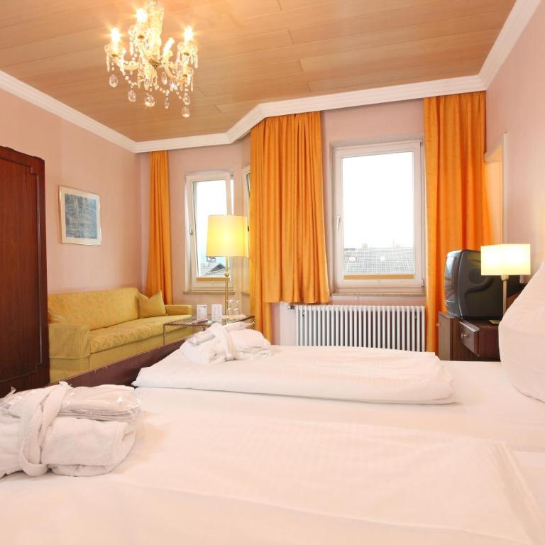Wittelsbacher Hof Swiss Quality Hotel - Familienzimmer mit Bergblick - 3