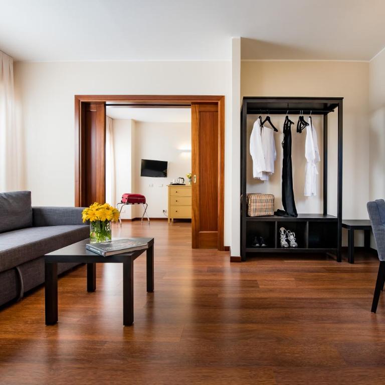 Astoria Palace Hotel - Junior Suite - 2