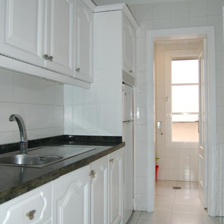 APARTAMENTOS LOS LAURELES - Apartamento con vistas a la ciudad - 6