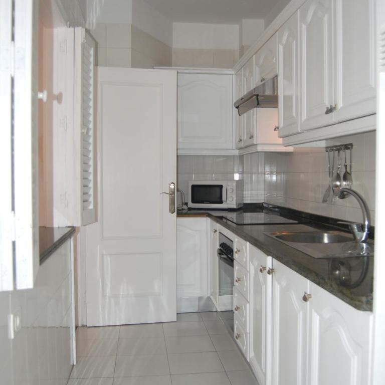 APARTAMENTOS LOS LAURELES - Apartamento con vistas a la ciudad - 7