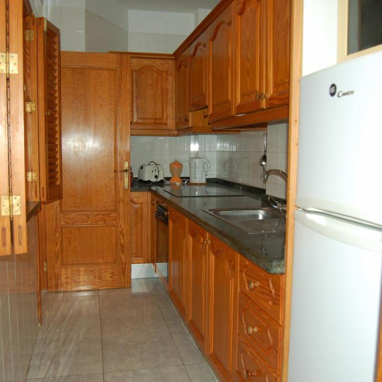 APARTAMENTOS LOS LAURELES - Apartamento con vistas a la ciudad - 17