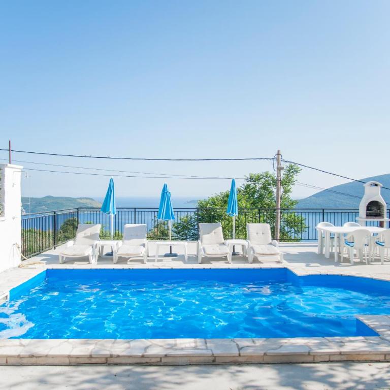 Villa Aleksandar Vista - Vila sa Sopstvenim Bazenom - 1