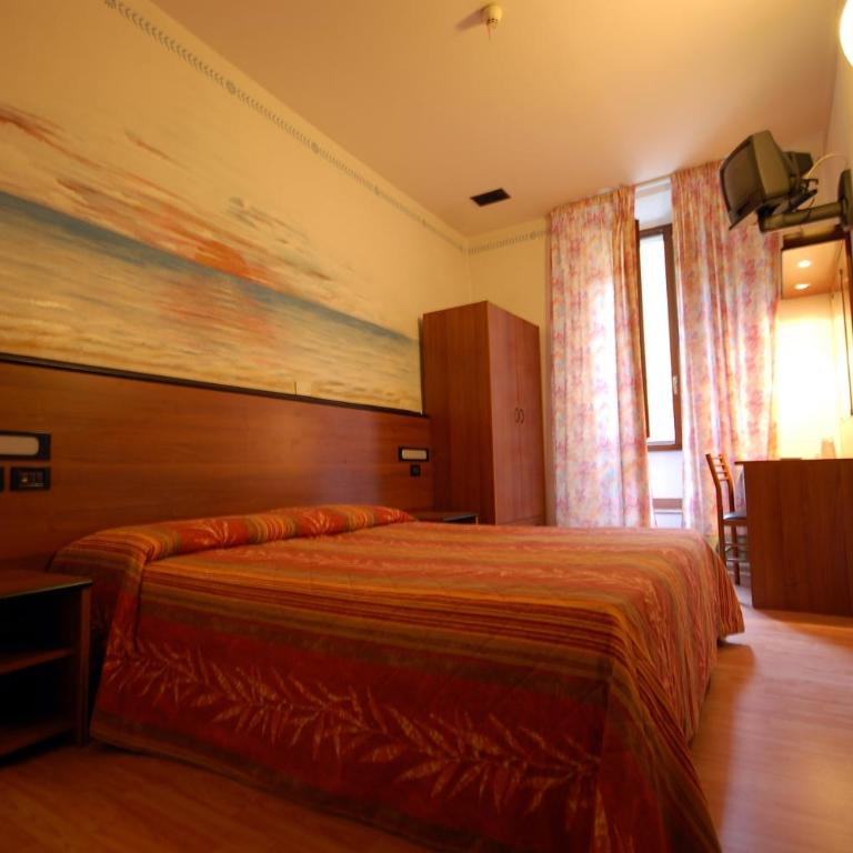 Hotel Leonardo - Camera Matrimoniale/Doppia con Letti Singoli - 5